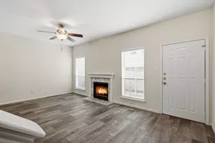 2978 Holly Hall St, Houston, TX 77054 - Photo 4