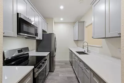 2978 Holly Hall Street, Houston, TX 77054 - Photo 8