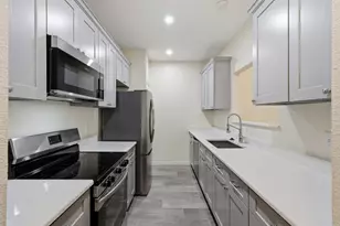 2978 Holly Hall St, Houston, TX 77054 - Photo 8