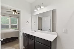 2123 Lost Timbers Dr, Conroe, TX 77304 - Photo 22