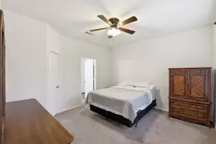 2123 Lost Timbers Dr, Conroe, TX 77304 - Photo 18