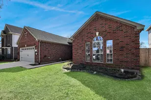 4135 Teal Valley Ct, Fresno, TX 77545 - Photo 2