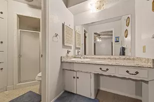 12310 Vanderheath Dr, Houston, TX 77031 - Photo 40