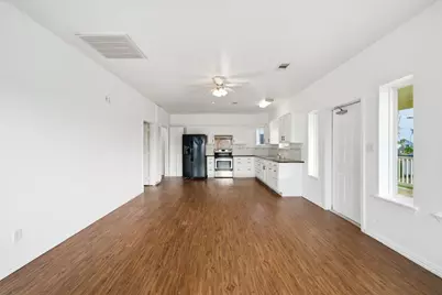 4110 Liberty Drive, Galveston, TX 77554 - Photo 6