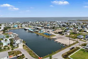 4110 Liberty Dr, Galveston, TX 77554 - Photo 32