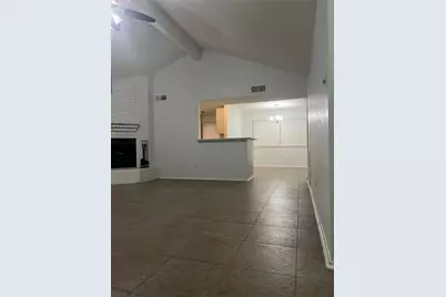 19319 Hollowlog Drive, Katy, TX 77449 - Photo 4