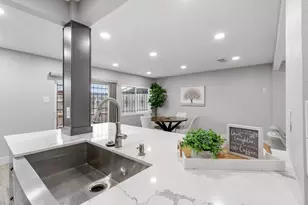 14571 Misty Meadow Ln, Houston, TX 77079 - Photo 18