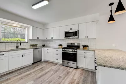 1703 N Roberson Street, Conroe, TX 77301 - Photo 12