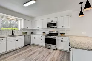 1703 N Roberson St, Conroe, TX 77301 - Photo 12