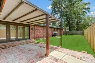 1703 N Roberson St, Conroe, TX 77301 - Photo 36