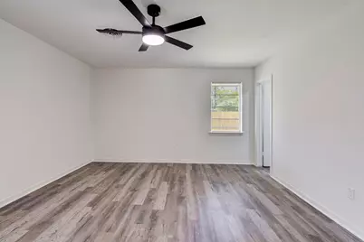 1703 N Roberson Street, Conroe, TX 77301 - Photo 30