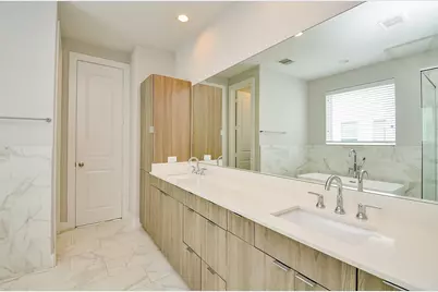 5903 Val Verde Street #D, Houston, TX 77057 - Photo 14