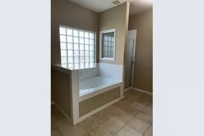 14009 Hollow Canyon Lane, Rosharon, TX 77583 - Photo 10