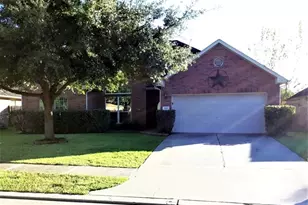 1016 Brazos Ct, League City, TX 77573 - Photo 1