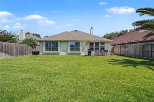 9219 Chia Valley Ct, Houston, TX 77089 - Photo 24