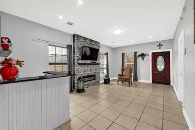 7534 Charlie Street, Houston, TX 77088 - Photo 6