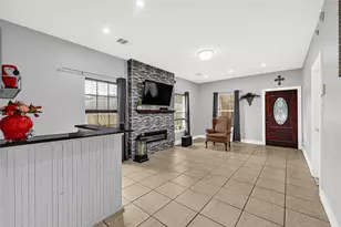 7534 Charlie St, Houston, TX 77088 - Photo 6