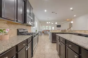 8722 Adrienne Dr, Tomball, TX 77375 - Photo 12
