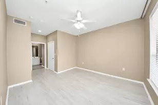 2400 McCue Rd, Houston, TX 77056 - Photo 14