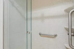 7449 Brompton St, Houston, TX 77025 - Photo 36