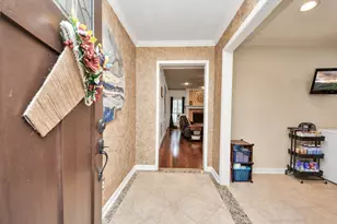 18311 Forest Town Dr, Houston, TX 77084 - Photo 10