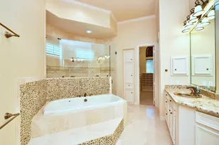 1710 Oyster Point Dr, Sugar Land, TX 77478 - Photo 34