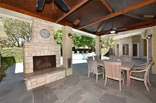 1710 Oyster Point Dr, Sugar Land, TX 77478 - Photo 4