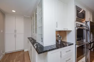 14110 Barryknoll Ln, Houston, TX 77079 - Photo 16