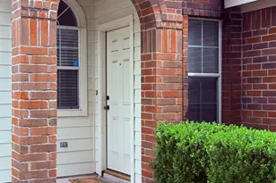 4015 Bealey Ln, Houston, TX 77047 - Photo 2
