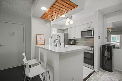 1900 Bay Area Boulevard #Q184, Houston, TX 77058 - Photo 6