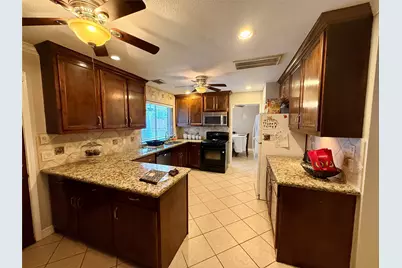 9826 Green Valley, Houston, TX 77064 - Photo 2