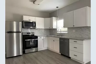 1701 40th Street, Galveston, TX 77550 - Photo 1