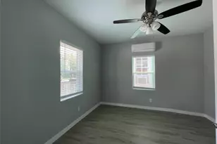 1701 40th St, Galveston, TX 77550 - Photo 20