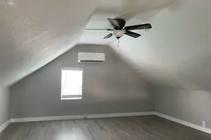 1701 40th St, Galveston, TX 77550 - Photo 14