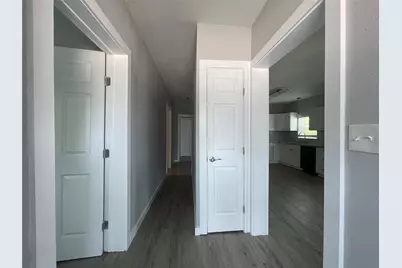 1701 40th Street, Galveston, TX 77550 - Photo 8