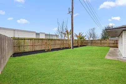 3515 Claverton Drive, Houston, TX 77066 - Photo 18