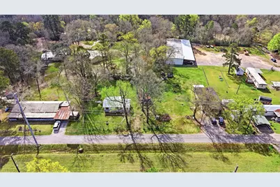 2636 Clanton Road, Conroe, TX 77301 - Photo 2