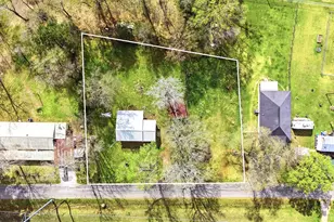 2636 Clanton Rd, Conroe, TX 77301 - Photo 4