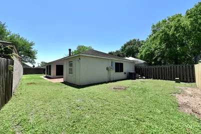 16222 Queensdale Drive, Houston, TX 77082 - Photo 32