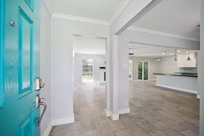 9407 Meadowbriar Lane, Houston, TX 77063 - Photo 4