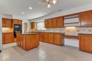 12206 Burgoyne Dr, Houston, TX 77077 - Photo 40