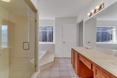 12206 Burgoyne Drive, Houston, TX 77077 - Photo 32