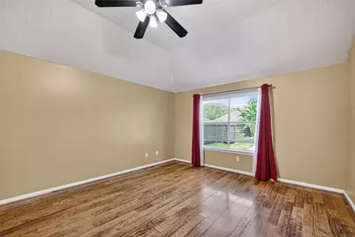 827 N Wellsford Drive, Pearland, TX 77584 - Photo 12