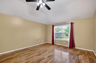 827 N Wellsford Dr, Pearland, TX 77584 - Photo 12