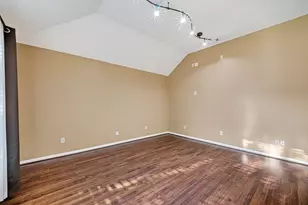827 N Wellsford Dr, Pearland, TX 77584 - Photo 8