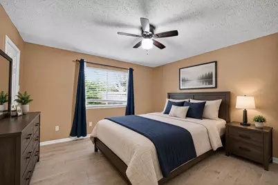 827 N Wellsford Drive, Pearland, TX 77584 - Photo 14
