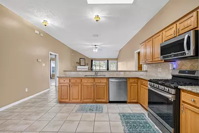 827 N Wellsford Drive, Pearland, TX 77584 - Photo 16