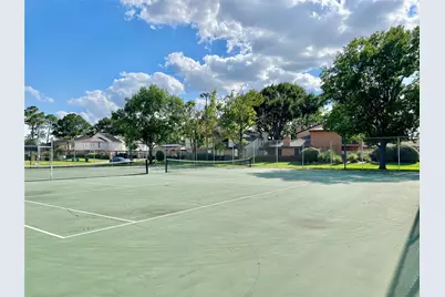 7840 Bateman Lane, Houston, TX 77088 - Photo 16