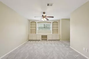 11003 Overbrook Ln, Houston, TX 77042 - Photo 26