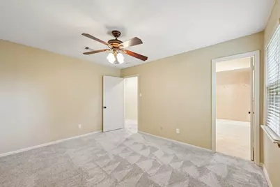 11003 Overbrook Lane, Houston, TX 77042 - Photo 34